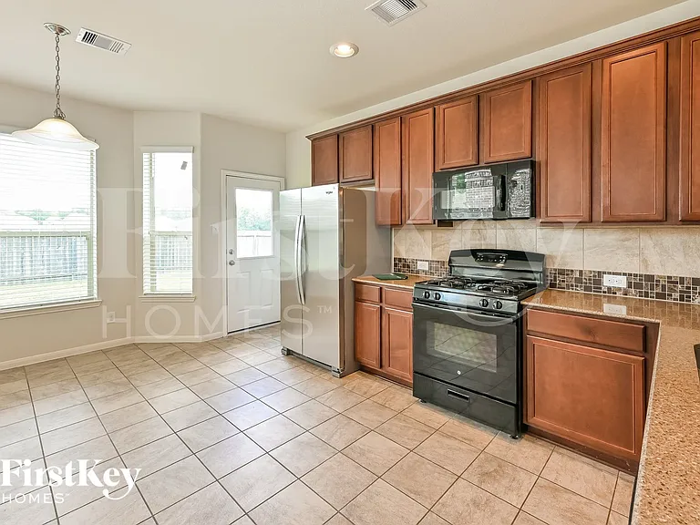 30114 E Sapling Oaks Pl — Photo 3
