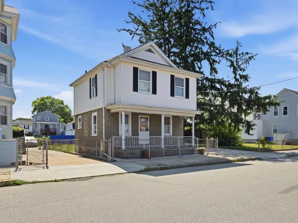 27 Johnson St, Fall River, MA 02723