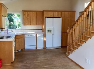 3343 Clearbrook Rd, Sumas, WA 98295