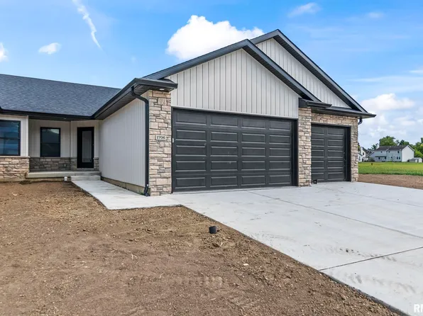 1706 Ambleside Dr, Springfield, IL 62711