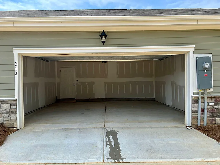 212 Sagecroft Ln — Photo 11