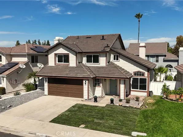 28808 Bridge Water Ln, Menifee, CA 92584