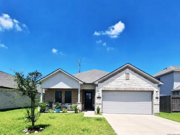226 EAGLEVILLE DR, Alvin, TX 77511