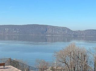 74 Hudson Point Ln, Ossining, NY 10562