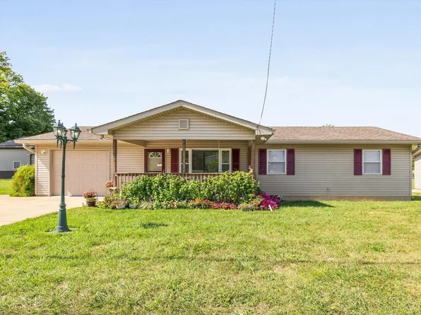 669 S Meridian Rd, Mitchell, IN 47446