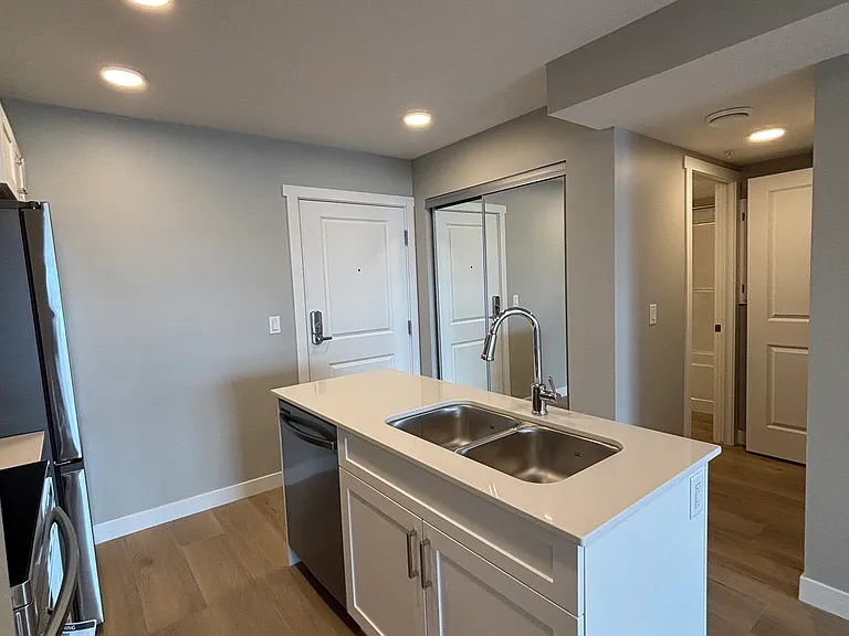 418 Tamarack Blvd NW — Photo 5