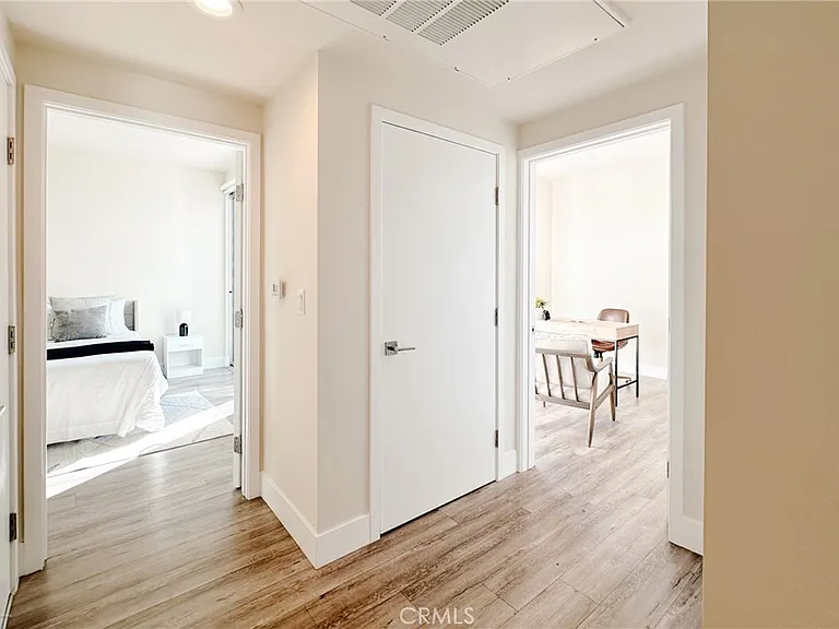 1101 S Harvard Blvd #506 — Photo 20