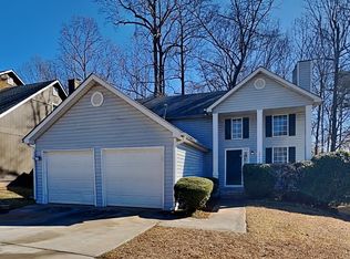 2446 Kentwell Ln, Decatur, GA 30035