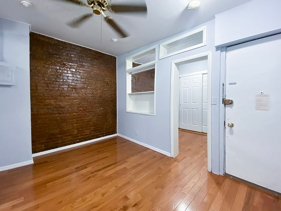 1st image of 518 E 6th St #5A