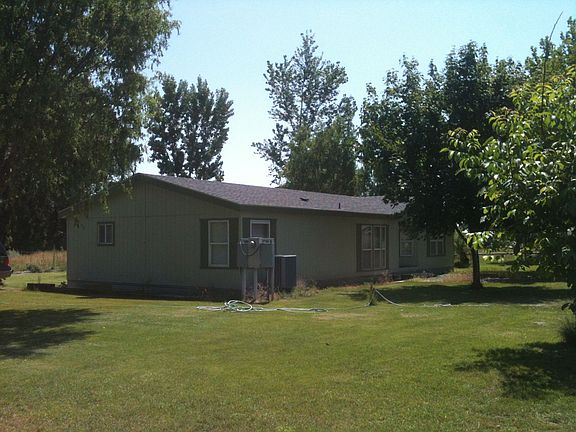2nd image of 3841 Road F NE