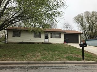 1602 Peyton St, Emporia, KS 66801