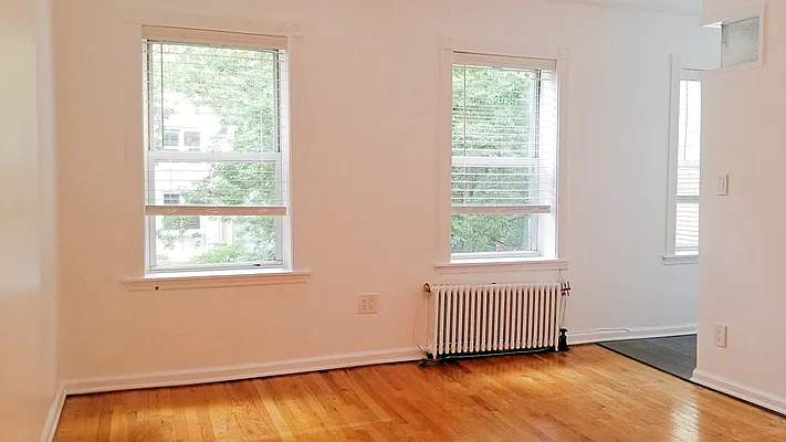 Rented by Domus Realty | media 22