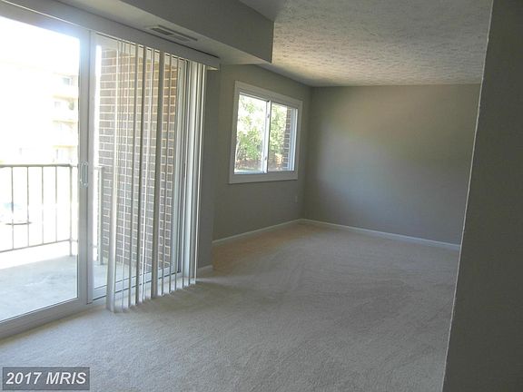 5th image of 12753 Dara Dr APT 304