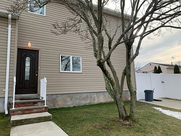 2nd image of 5 Commerce St #1A