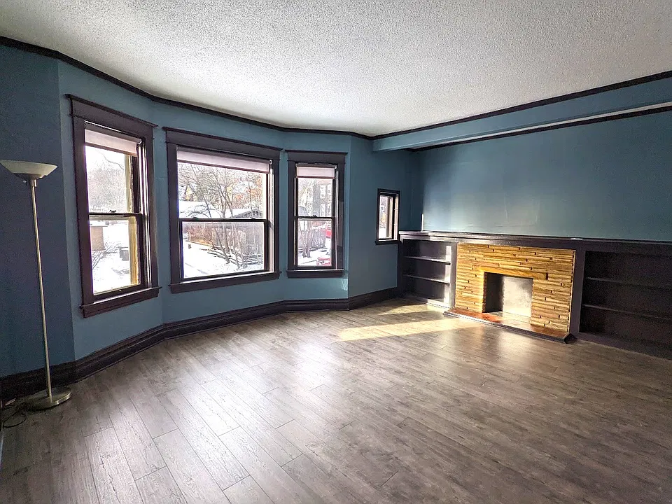 Living Room - Decorative Fireplace