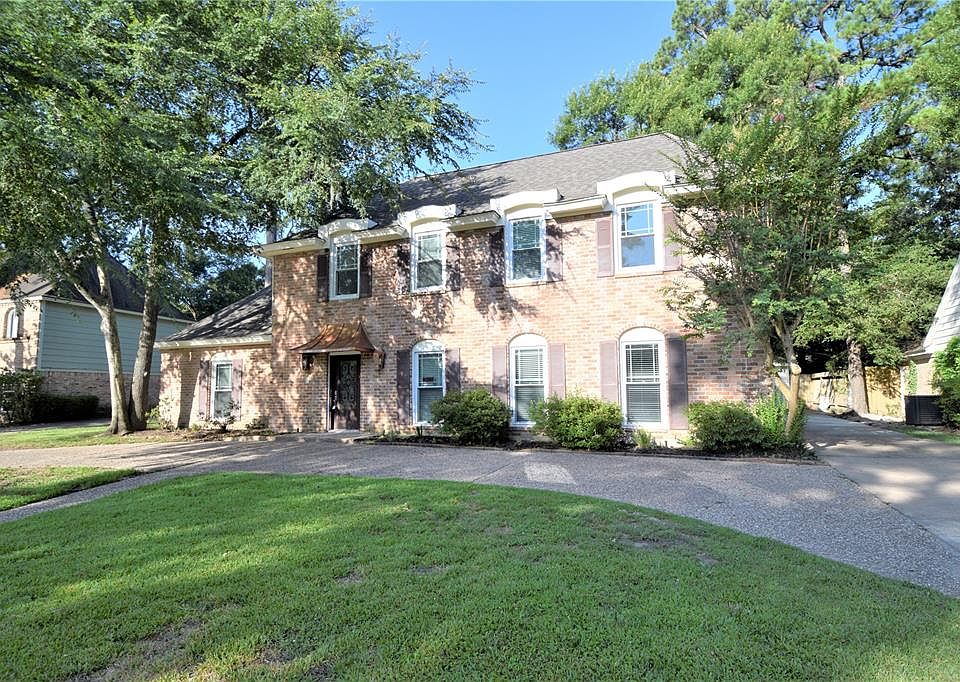 1st image of 17919 Beaver Creek Dr