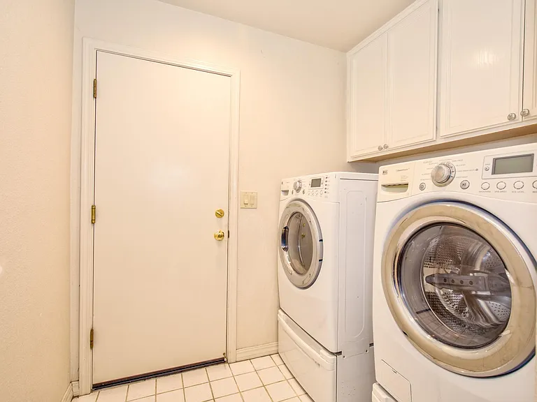 3800 Sheffield Cir — Photo 23