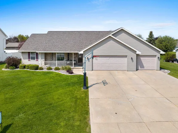 2662 Ontario Rd, Green Bay, WI 54311