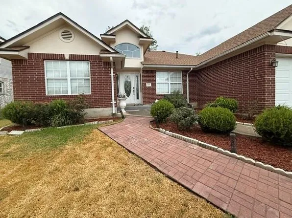 2106 Surrey Dr, Round Rock, TX 78664