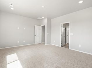 1604 Colorado River Dr, Windsor, CO 80550