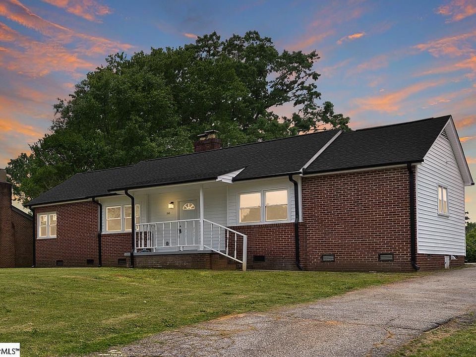 1st image of 160 Dogwood Ave
