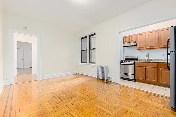 Rented by A&E Real Estate Management | media 2