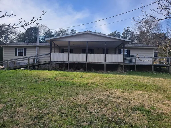 1689 Round Barn Rd, Powder Springs, TN 37848