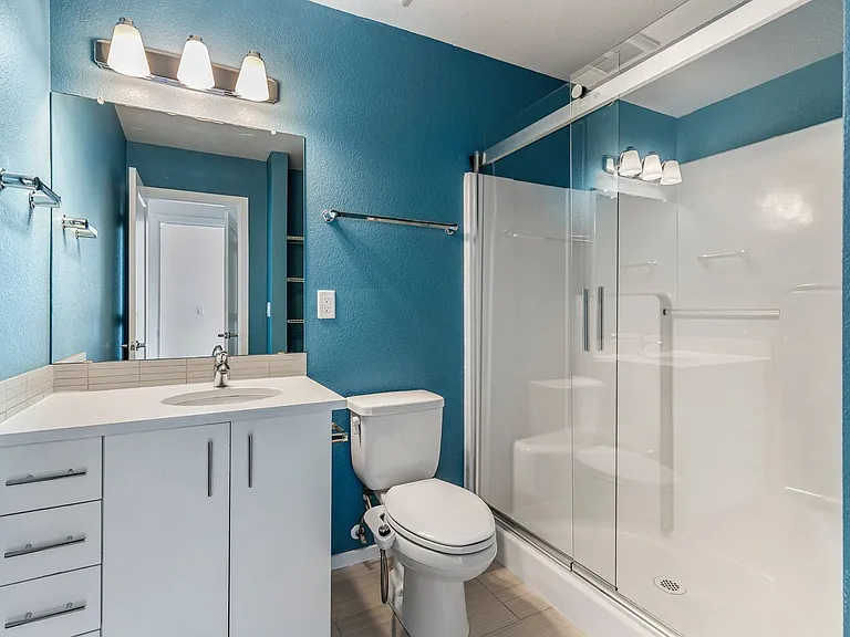 1217 N Morgan St — Photo 12