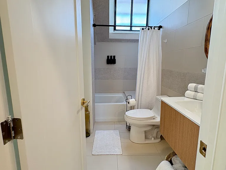 749 Rhode Island St — Photo 27