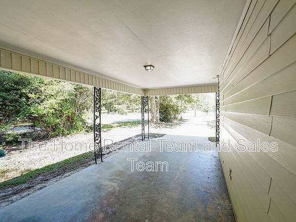 4th image of 109 W 14th St