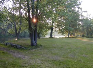 8 N Main St, Newmarket, NH 03857