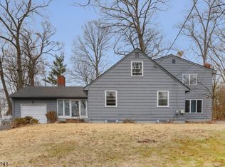 245 E Northfield Rd, Livingston, NJ 07039