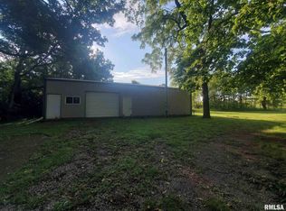 28411 McCoy Rd, Chandlerville, IL 62627