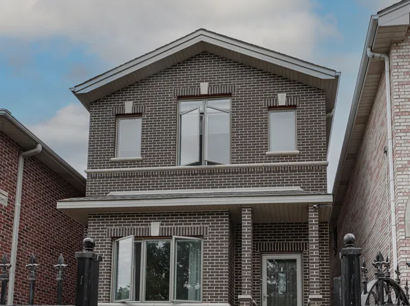 3832 S Emerald Ave, Chicago, IL 60609