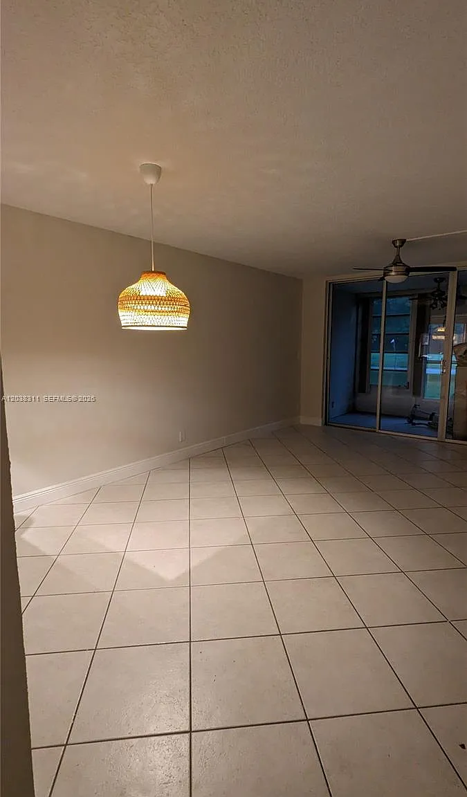 Tangerine Condominium Six — Photo 4