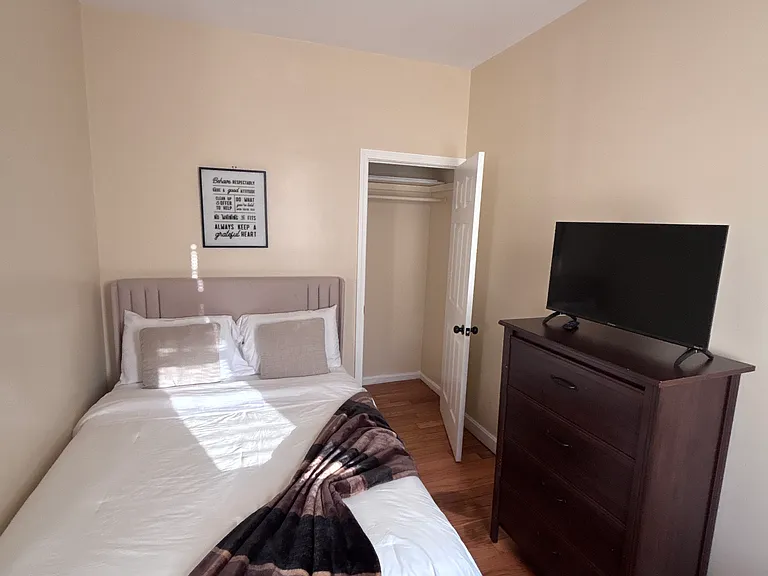 252 Warren St #3 — Photo 11