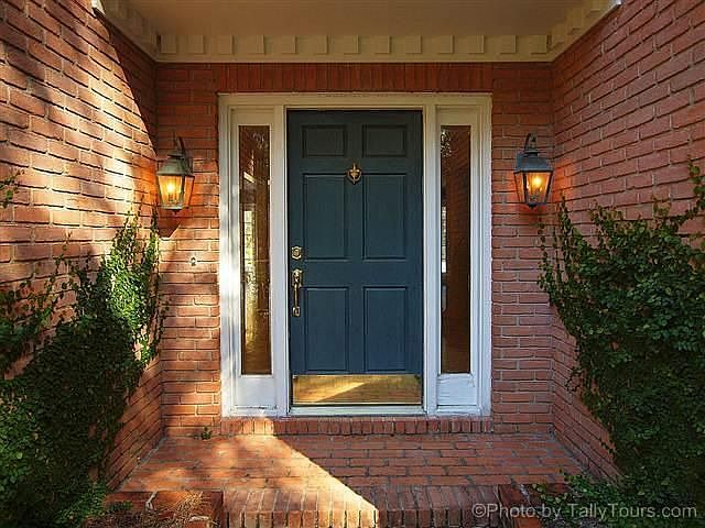 1st image of 179 Rosehill Dr W