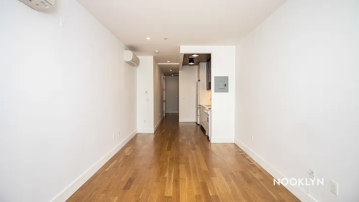 Rented by Nooklyn NYC LLC | media 64
