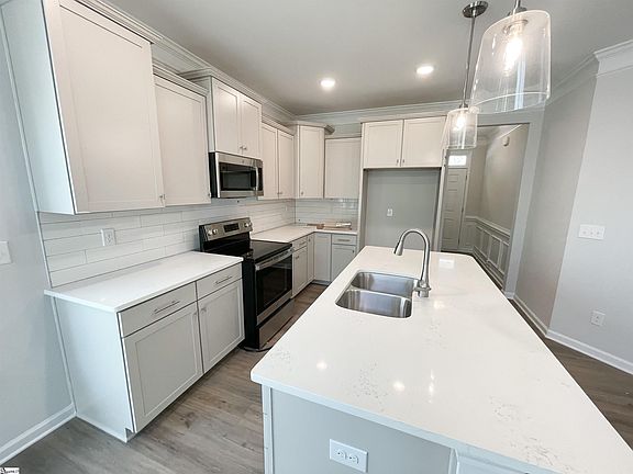 4th image of 33 Fair Village Ln Lot 9