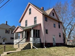 221 Harmon Ave NE, Brewster, OH 44613