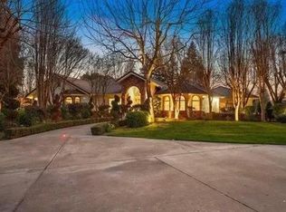 10657 E San Felipe Ave, Clovis, CA