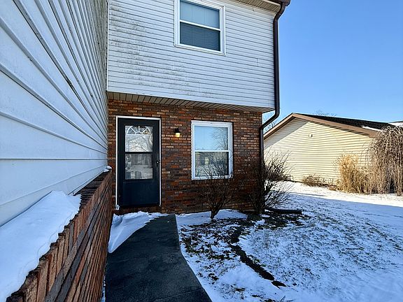 Exterior Front Walkway