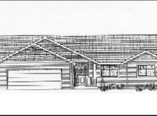 1405 NW Camelia Loop, Oak Harbor, WA 98277