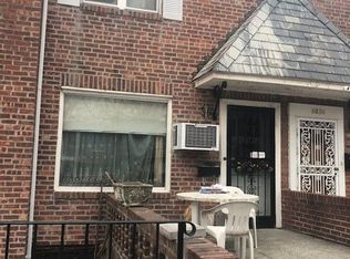 58-36A 79th St, Flushing, NY 11379