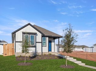 131 Summer Dr, Elgin, TX 78621