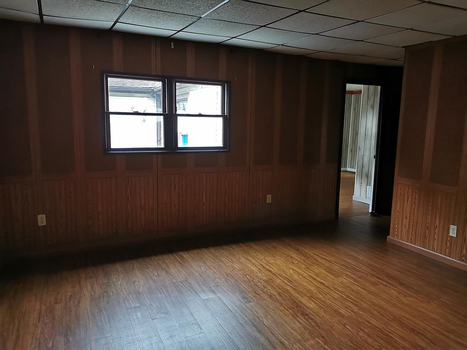 Livingroom view 1