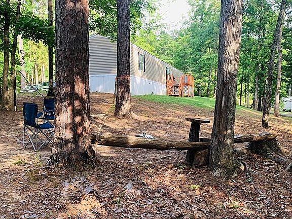 2nd image of 1031 Lake Breeze Dr