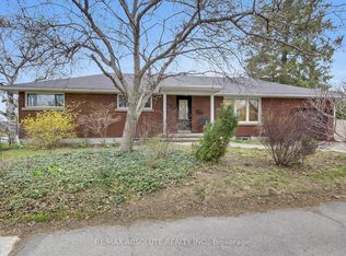 731 Dovercourt Ave, Ottawa, ON K2A0W9