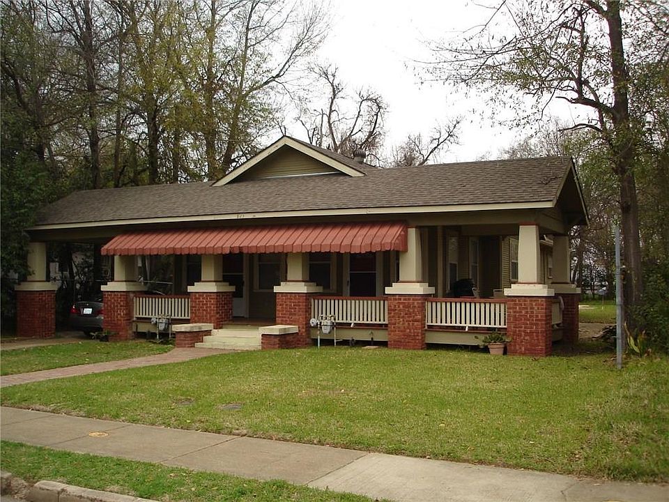 1st image of 823 13th St