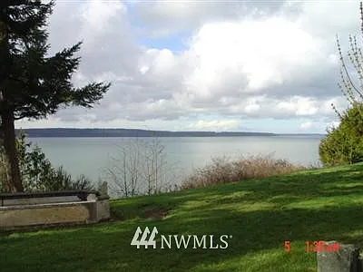 1284 West Camano Drive photo 1